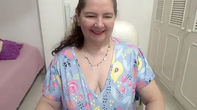 leonela 69 online show from 07.09.26