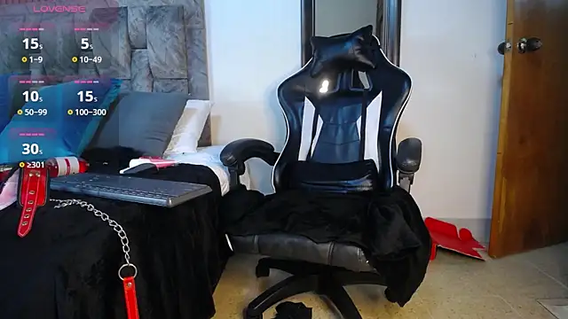 natasha steele online show from 03.15.25