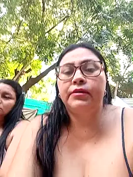 promiscuous-indecent-momm online show from 12.16.25