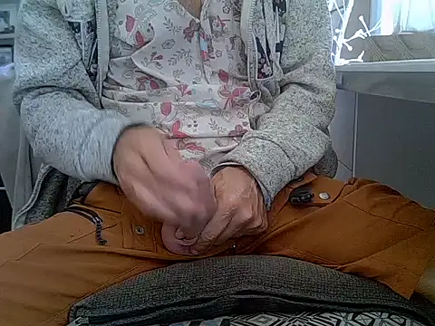 createur34 online show from 09.23.25