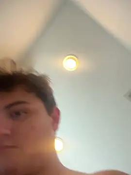 Snapshot of danyh2023 chatting on 02.13.25 danyh2023 online show from 02.13.25