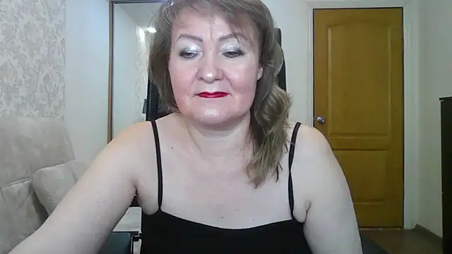Snapshot of Victoria_secrets_ chatting on 03.02.25 Victoria secrets online show from 03.02.25