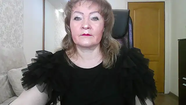 Snapshot of Victoria_secrets_ chatting on 03.07.25 Victoria secrets online show from 03.07.25