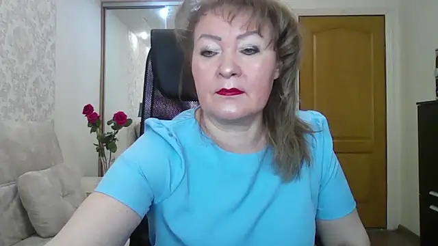 Snapshot of Victoria_secrets_ chatting on 03.08.25 Victoria secrets online show from 03.08.25