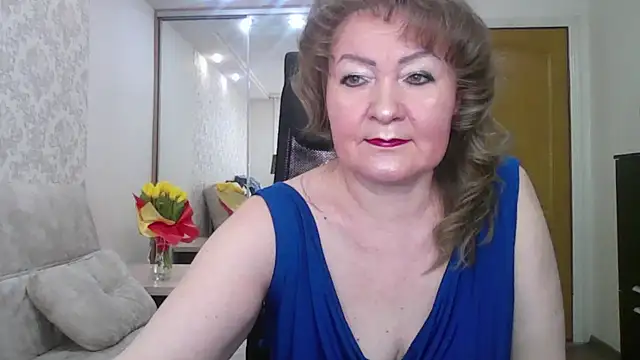 Snapshot of Victoria_secrets_ chatting on 03.21.25 Victoria secrets online show from 03.21.25