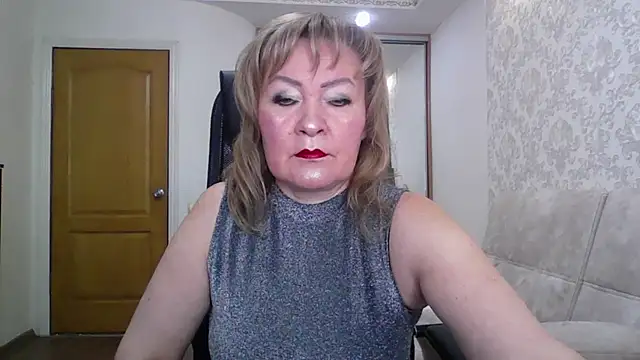 Snapshot of Victoria_secrets_ chatting on 09.11.25 Victoria secrets online show from 09.11.25