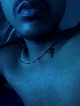 Snapshot of boyyouwant33 chatting on 03.12.25 boyyouwant33 online show from 03.12.25