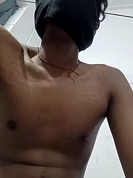 Snapshot of boyyouwant33 chatting on 03.22.25 boyyouwant33 online show from 03.22.25