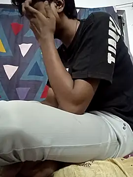 Snapshot of boyyouwant33 chatting on 09.28.25 boyyouwant33 online show from 09.28.25