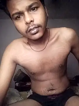 Snapshot of boyyouwant33 chatting on 09.30.25 boyyouwant33 online show from 09.30.25