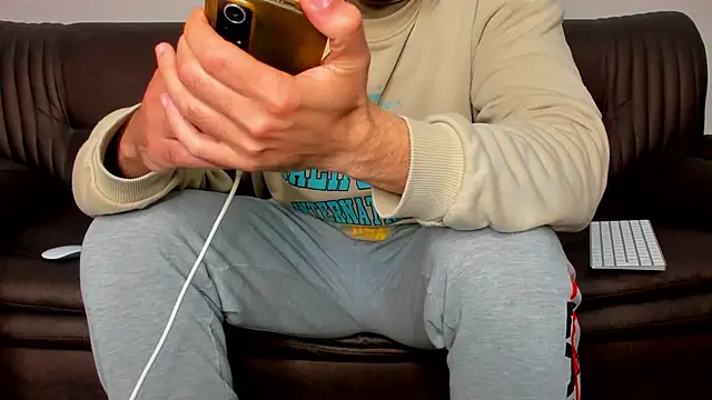 sexyhotmusclesforyou1 online show from 03.17.25