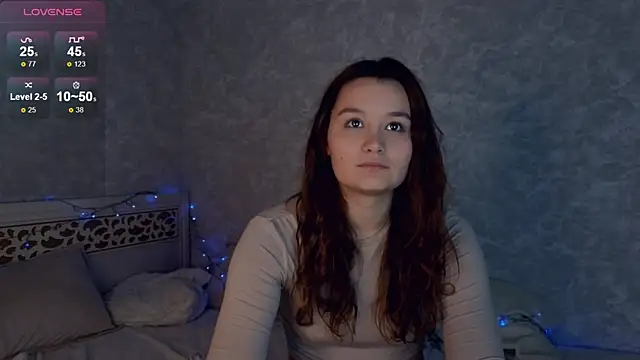 Snapshot of VeronaBlink chatting on 03.11.25 VeronaBlink online show from 03.11.25