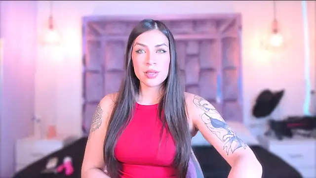 Annie rhoades online show from 02.15.25