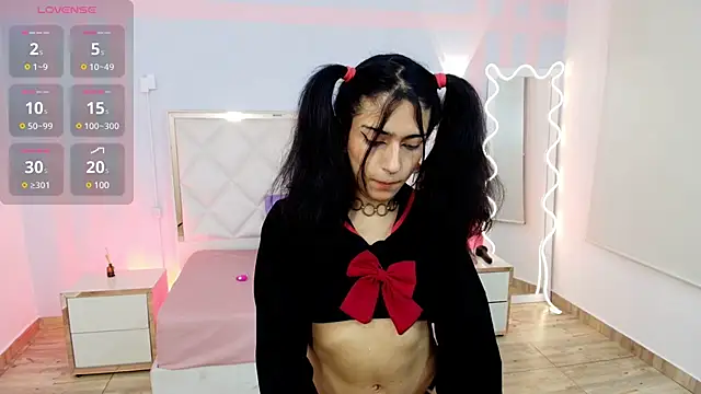 Snapshot of NATTROSE_TAY chatting on 02.22.25 NATTROSE TAY online show from 02.22.25