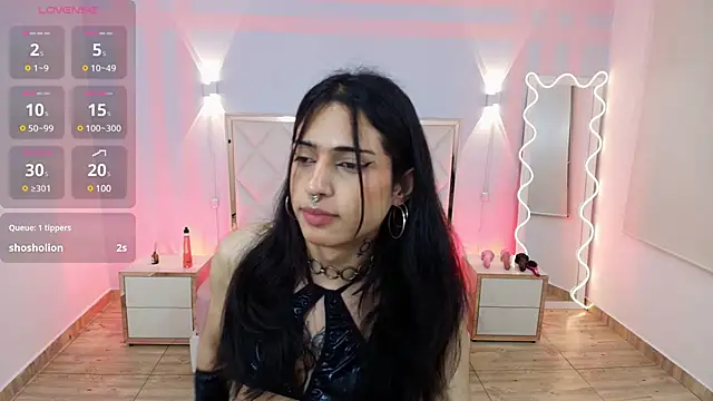 Snapshot of NATTROSE_TAY chatting on 02.26.25 NATTROSE TAY online show from 02.26.25