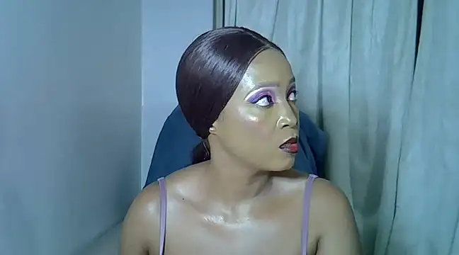 Snapshot of ChloeBab chatting on 02.17.25 ChloeBab online show from 02.17.25