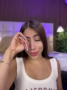 MelanieHillss online show from 07.17.26
