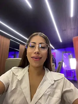 MelanieHillss online show from 07.25.26