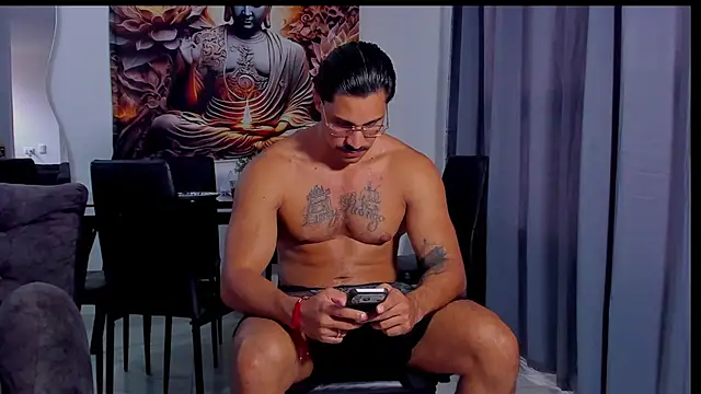 Valentino Dosantos  online show from 02.25.26