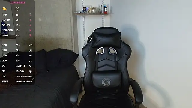 Snapshot of kevin_jef chatting on 09.18.25 kevin jef online show from 09.18.25