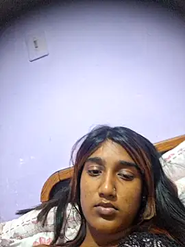 indianpink lips online show from 04.19.26