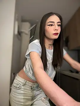 Snapshot of candycami19 chatting on 02.19.25 candycami19 online show from 02.19.25