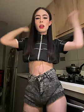 Snapshot of candycami19 chatting on 03.08.25 candycami19 online show from 03.08.25