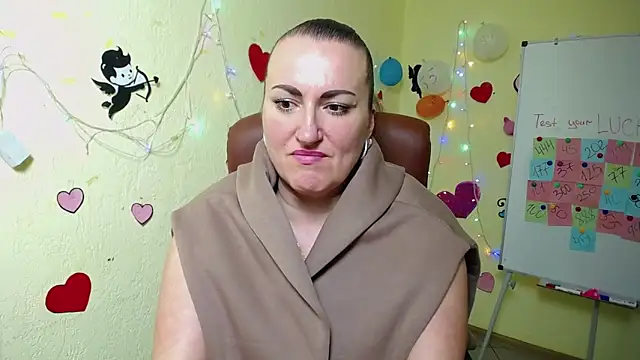 DianaMGG online show from 02.27.25