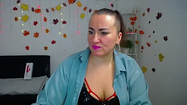 DianaMGG online show from 12.03.25