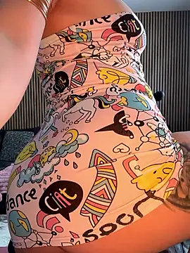 Snapshot of YoungHotMilf97 chatting on 01.08.26 YoungHotMilf97 online show from 01.08.26