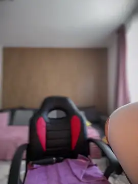 Snapshot of YoungHotMilf97 chatting on 02.20.26 YoungHotMilf97 online show from 02.20.26