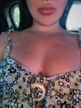 Snapshot of YoungHotMilf97 chatting on 07.29.26 YoungHotMilf97 online show from 07.29.26