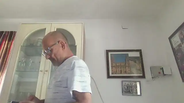 llopaco online show from 10.08.25