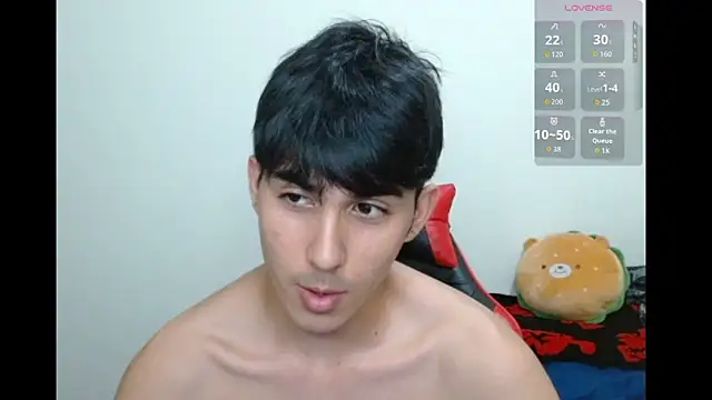 Snapshot of neithanzynxx chatting on 10.10.25 neithanzynxx online show from 10.10.25