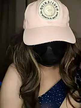 Snapshot of Loly2025 chatting on 03.07.25 Loly2025 online show from 03.07.25