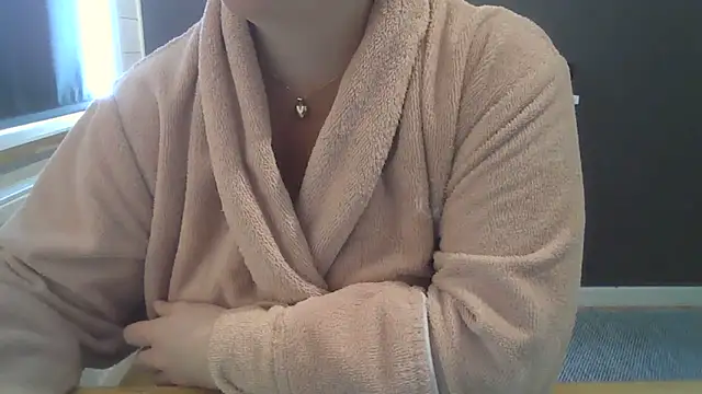 Snapshot of sizha6 chatting on 06.15.26 sizha6 online show from 06.15.26