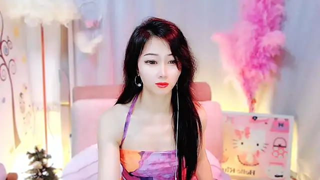 Snapshot of adelamiller chatting on 02.28.26 adelamiller online show from 02.28.26