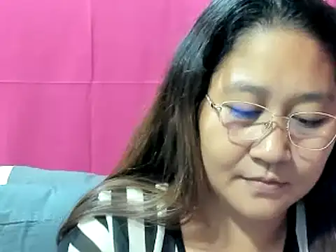 Snapshot of hotchubby88 chatting on 12.19.24 hotchubby88 online show from 12.19.24