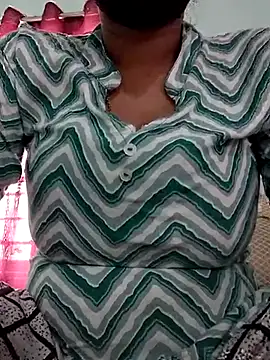 Snapshot of Laddupilla-telugu chatting on 07.16.26 Laddupilla-telugu online show from 07.16.26