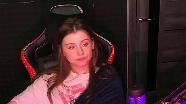 Snapshot of baby_Milaaaaaaa chatting on 02.23.25 baby Milaaaaaaa online show from 02.23.25