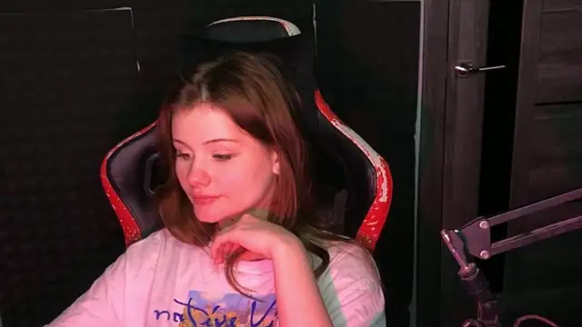 Snapshot of baby_Milaaaaaaa chatting on 03.03.25 baby Milaaaaaaa online show from 03.03.25