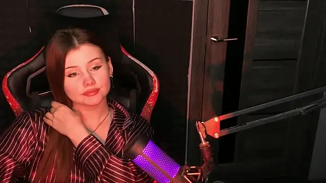 Snapshot of baby_Milaaaaaaa chatting on 03.06.25 baby Milaaaaaaa online show from 03.06.25