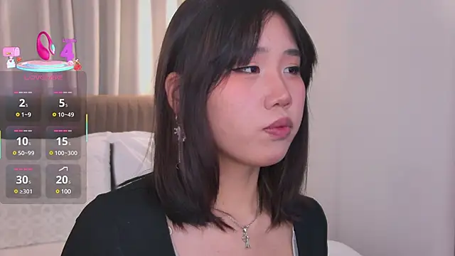 HitomiAoki online show from 03.06.25