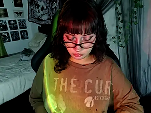 blue katt online show from 12.04.25