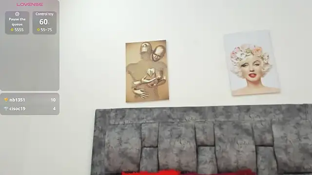 Snapshot of Chloe_diamondss chatting on 03.12.25 Chloe diamondss online show from 03.12.25