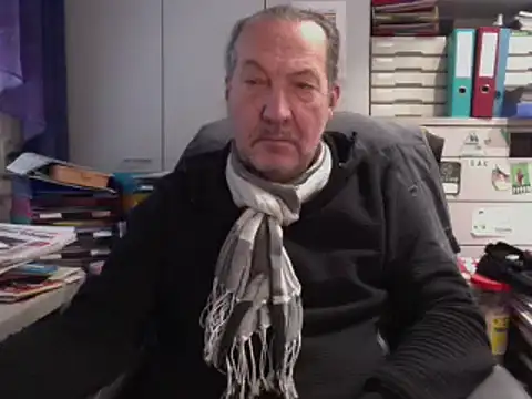 Snapshot of HMStraps01 chatting on 01.16.25 HMStraps01 online show from 01.16.25