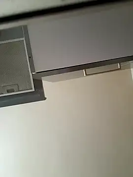 Snapshot of sexymelli18 chatting on 03.12.26 sexymelli18 online show from 03.12.26