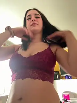 Snapshot of sexymelli18 chatting on 03.24.26 sexymelli18 online show from 03.24.26