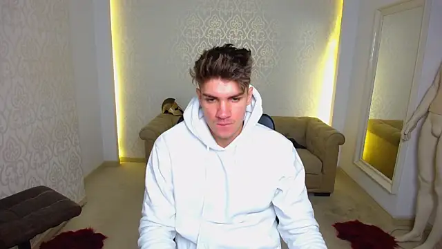 Snapshot of MaxKaiden chatting on 01.16.26 MaxKaiden online show from 01.16.26