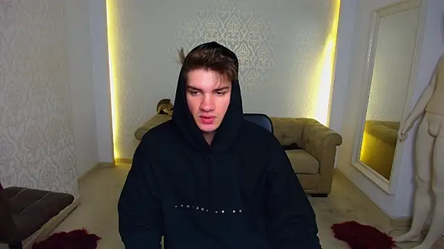 Snapshot of MaxKaiden chatting on 01.17.26 MaxKaiden online show from 01.17.26